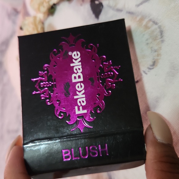 Fake Bake Blush - Picture 2 of 4